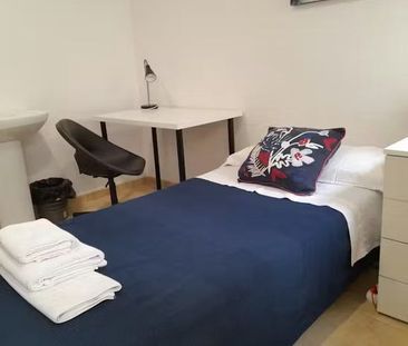 Carrer de Sant Eudald, Barcelona, Catalonia 08023 - Photo 5