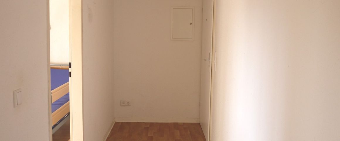 Frisch renoviert: einziehen und wohlfühlen! - Photo 1