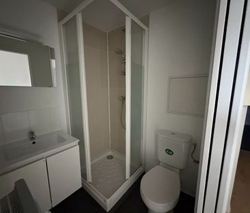 Location Appartement 1 pièce 25m² LILLE 59000 - Photo 3