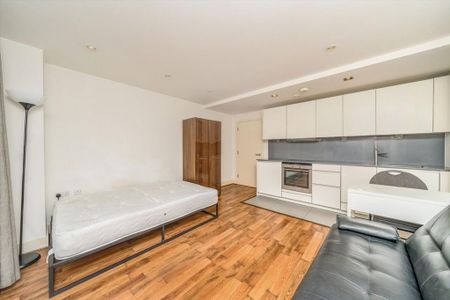 Studio to rent - Photo 3