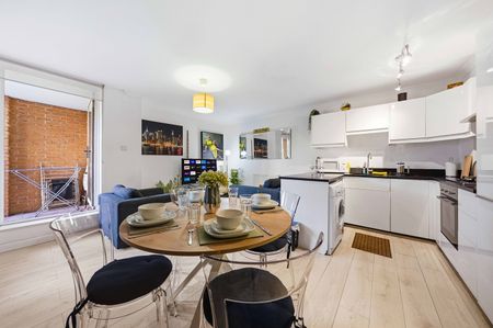 2 Bed Flat, China Court, E1W - Photo 2