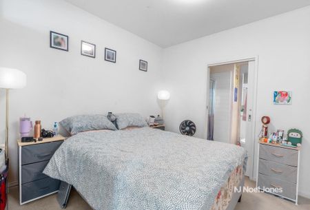 1502/33 Wills St , MELBOURNE - Photo 2