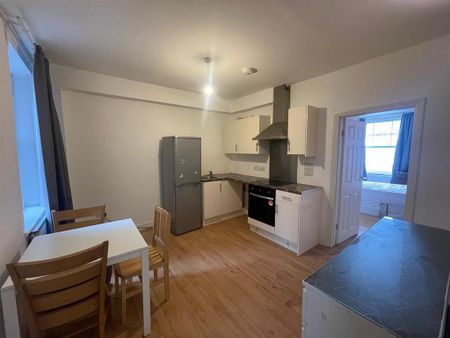 1 bedroom flat to rent - Photo 5