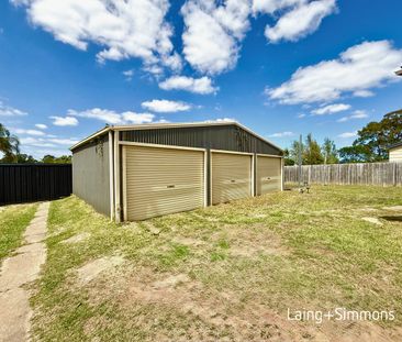 Spacious three bedroom family home - Photo 6