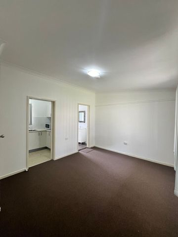 9/19-27 Boronia Street, 2142, South Granville Nsw - Photo 4