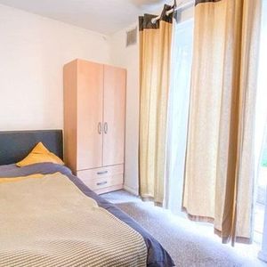 5 bedroom house to rent - Photo 2