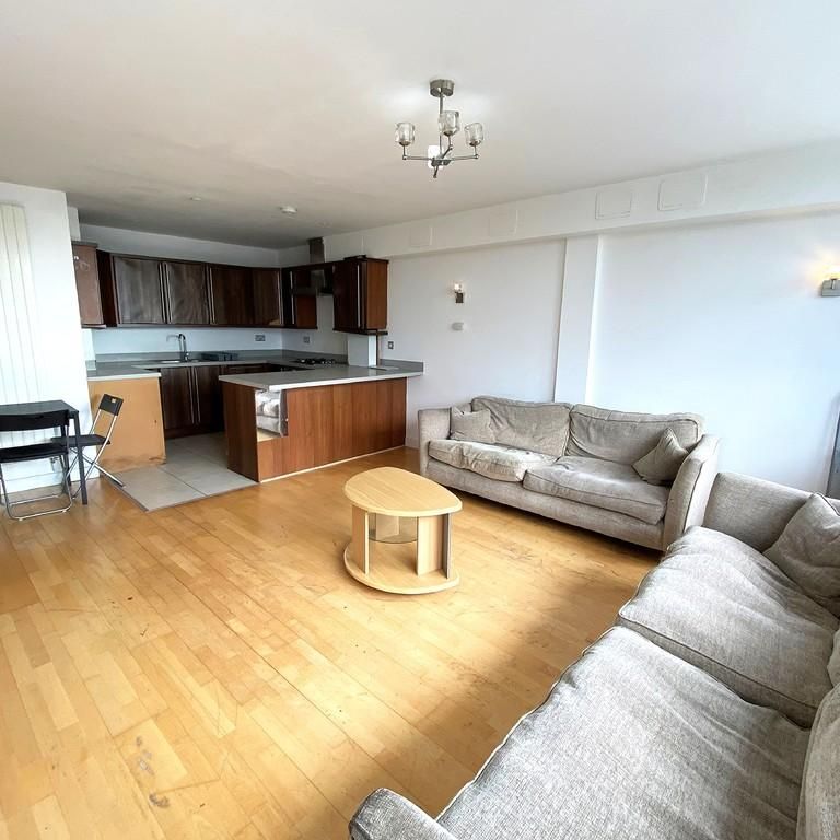 2 bedroom apartment to rent - Photo 1