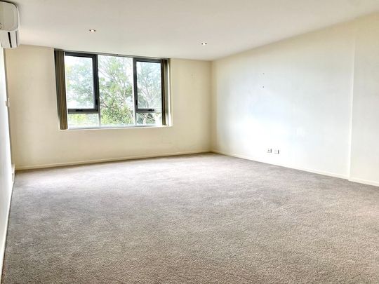 302/25 Bellevue Street, Newcastle West - Photo 1