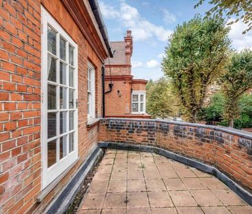 3 Bedroom Flat To Let - Photo 3