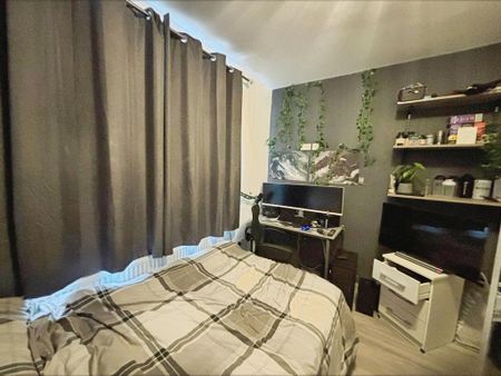 4 bedroom terraced house to rent - Photo 4