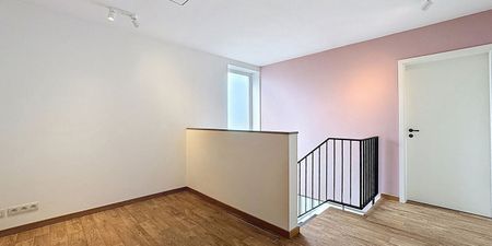 Woning te huur in Louveigné voor € 1.360 met 4 slaapkamers - Foto 2