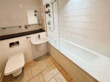 1 bedroom flat to rent - Photo 4