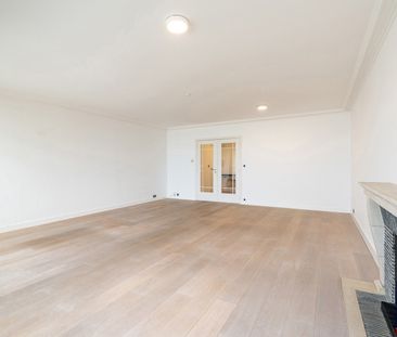 Lichtrijk, ongemeubeld, 3-slaapkamerappartement met frontaal zeezic... - Foto 2