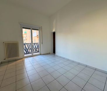 GRAZIOSO APPARTAMENTO DI 3.5 LOCALI - Foto 1