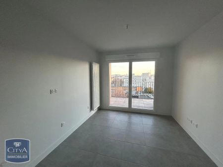 Appartement à louer 2 pièces 32.9m² - Photo 2