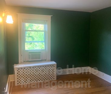 $2,395 / 3 br / 1 ba / Charming 3-Bedroom Family Home in Welland - Photo 4