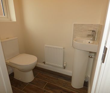 3 bed detached house to rent in North Gosforth, Newcastle upon tyne, NE13 - Photo 2