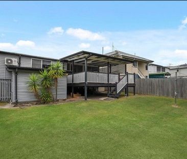 Fully Refreshed Family Home | Prime Holland Park Location | $730 Pe... - Photo 2