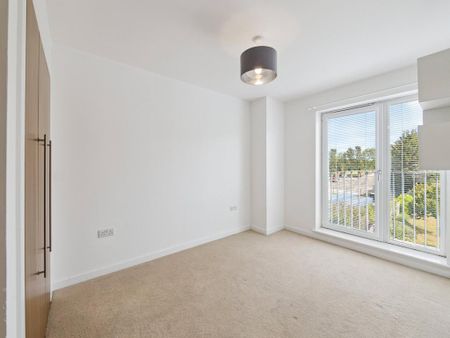 4 bedroom terraced house to rent - Photo 5