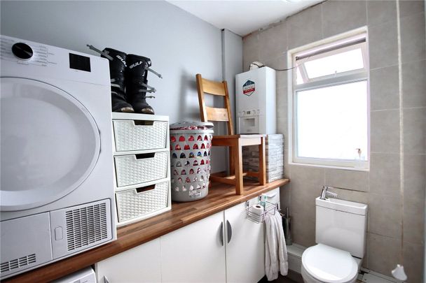 2 bed terraced house to rent in Newby Grove, Thornaby, TS17 - Photo 1