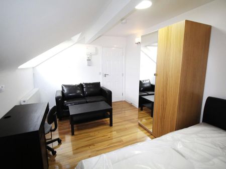 2 bedroom flat share to rent - Photo 3