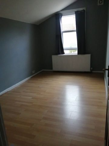4 Bed Terraced House, Leahurst Road, SE13 - Photo 2