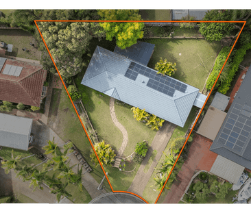 Spacious family home + huge 802sqm + space for the kids in unbeatab... - Photo 5