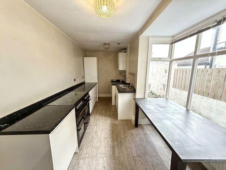 Bishopton Lane, Stockton, Stockton-on-Tees, Durham, TS18 2AJ - Photo 5