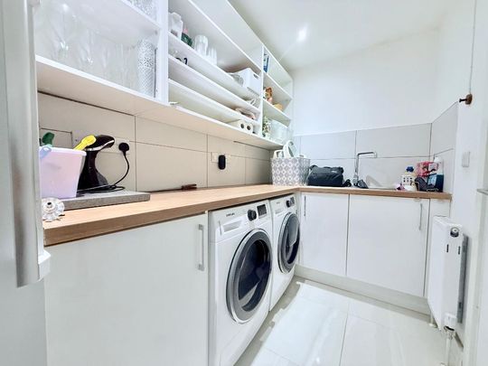 Wulfstan Street, East Acton, London, W12 0AB - Photo 1