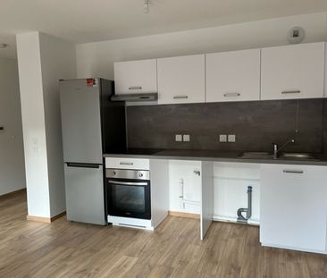 Location Appartement 2 pièces 44m² - Photo 2