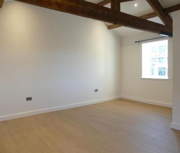 2 bedroom barn conversion to rent - Photo 2