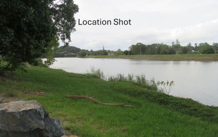 Central location, close to town & river - Photo 2