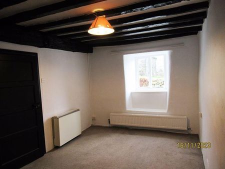 3 bedroom detached house to rent - Photo 2