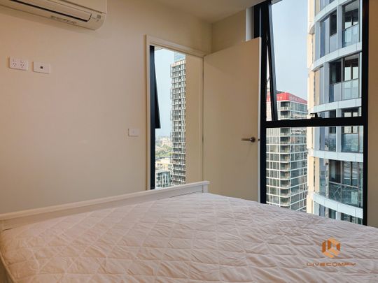 West Melbourne - Photo 1