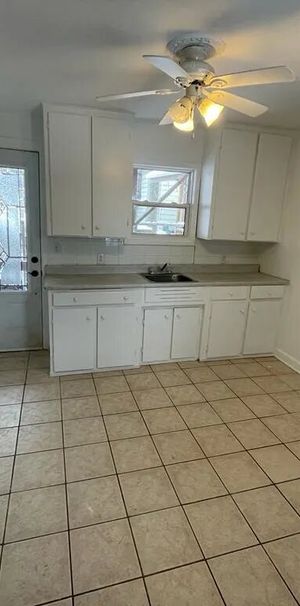 (Hull) Spacieux Logement De 2 Chambres - Photo 1