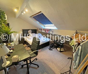5 Bedroom Mid Terraced House for rent in Ash Road - Photo 6