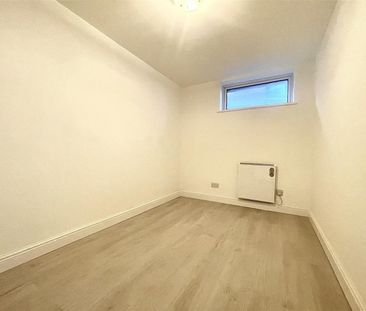 2 Bedroom Apartment - First Floor To Let - Photo 2