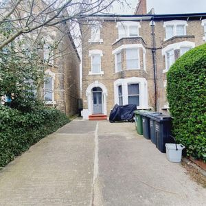 Breakspears Road, London SE4 - Photo 2