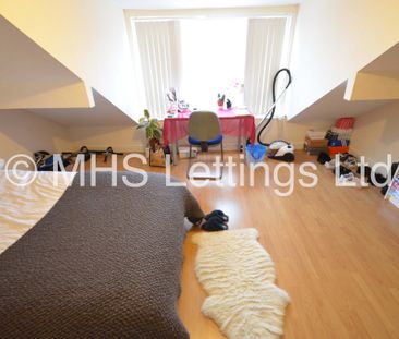 4 Bedroom Mid Terraced House for rent in Welton Mount - Photo 1