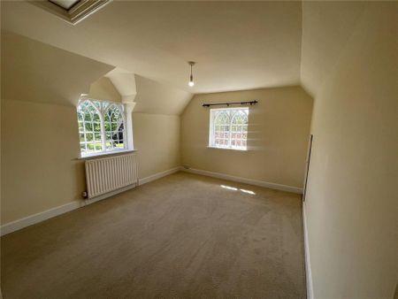 2 bedroom semi-detached house to rent - Photo 3