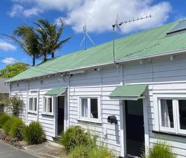 Stylish 2-Bedroom Character Gem - Photo 5