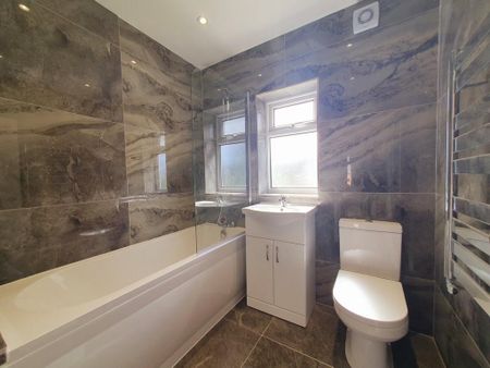 1 bedroom in a house share to rent - Photo 5