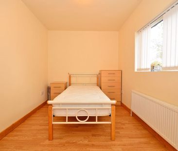 28 Coolfin Street - Photo 3