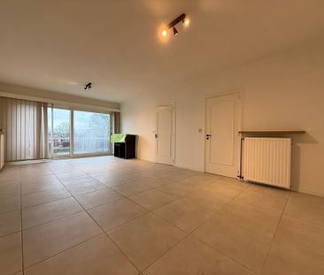 TE HUUR: Ruim appartement in centrum Ruiselede! - Photo 2