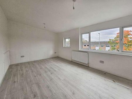 Weston Square, Macclesfield, SK11 - Photo 5