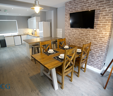 1 bedroom in a house share to rent - Photo 1
