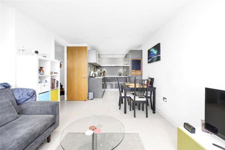 1 bedroom apartment to rent - Photo 2