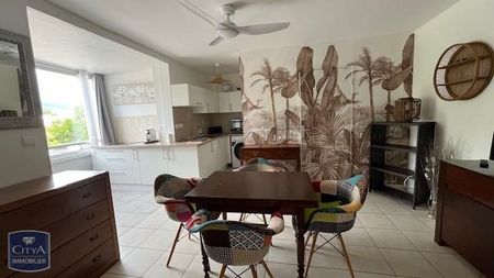 Location Appartement 1 pièce 33m² ST GILLES LES BAINS 97434 - Photo 2