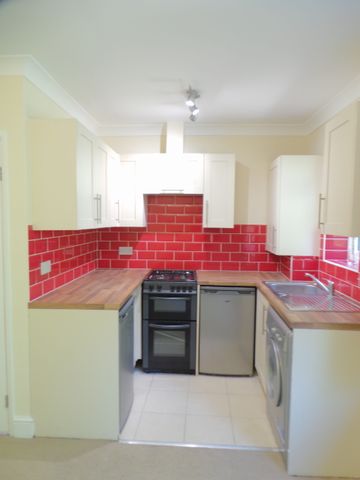 135 Kentwood Hill - Photo 4