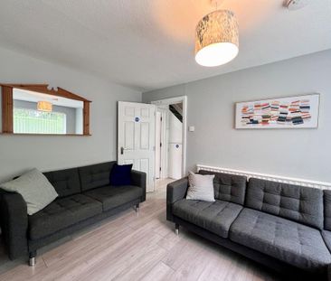 1 bedroom in a house share to rent - Photo 3